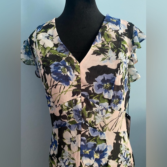 Tommy Hilfiger riviera floral chiffon high low dress with ruffled sleeve. Size 6 - Picture 8 of 12